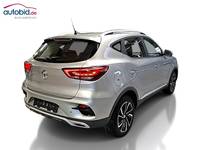 Pogled od pozadi desno