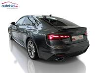 Pogled od pozadi levo