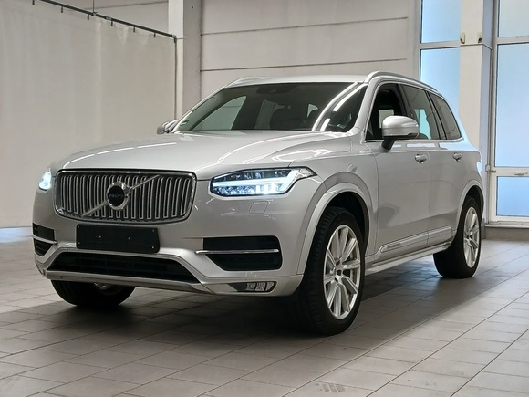 Vaizdas iš priekio kairės