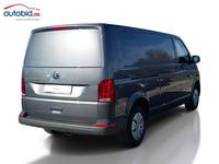 Pogled od pozadi desno