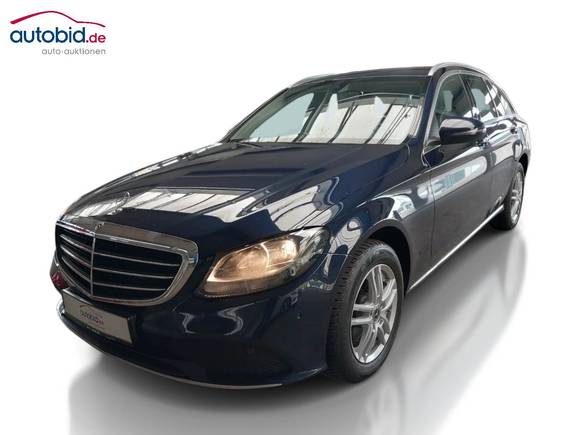 Вид спереди слева