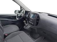 Вид на салон