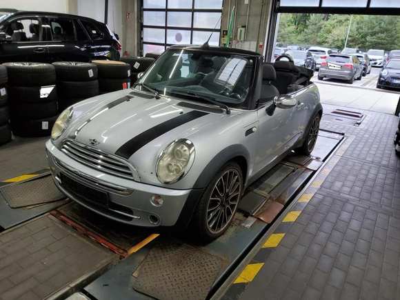 Náhled zpředu zleva