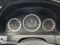 Pogled na kombinovani instrument