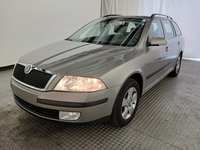 Vaizdas iš priekio kairės