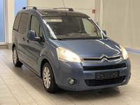 Náhled zpředu zprava