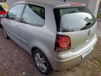 Vaade tagant vasakult