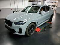 Náhled zpředu zleva