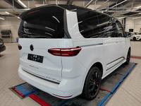 Pogled od pozadi desno