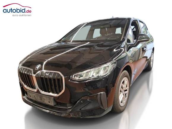 Pogled sprijeda lijevo