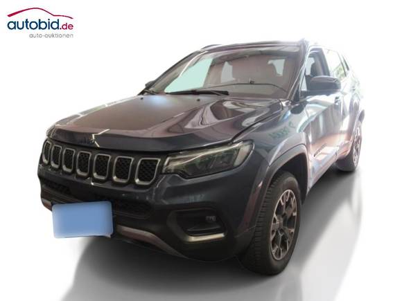 Pogled sprijeda lijevo