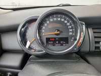 Pogled na kombinirani instrument