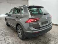 Pogled od pozadi levo