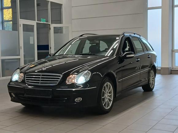 Náhled zpředu zleva