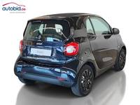 Pogled od pozadi desno