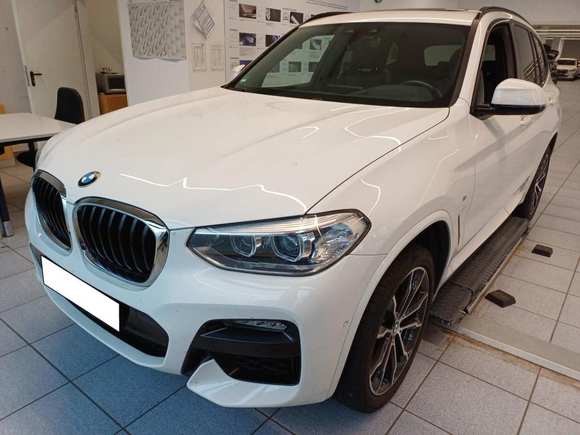 Pogled sprijeda lijevo