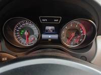 Pogled na kombinovani instrument