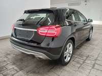 Pogled od pozadi desno