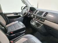 Вид на салон