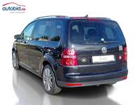 Вид сзади слева