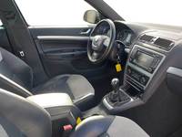 Вид на салон