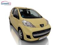 Вид спереди справа