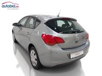 Вид сзади слева