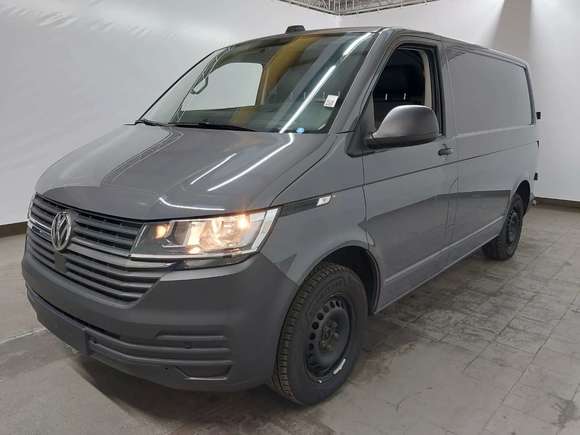 Pogled od napred levo