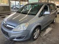 Pogled sprijeda lijevo