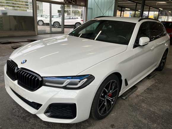 Pogled sprijeda lijevo