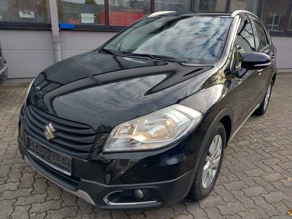 Pogled sprijeda lijevo