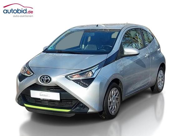 Vista anteriore sinistra