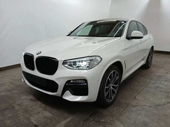 Pogled od napred levo