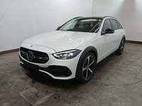 Pogled od napred levo