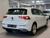 Pogled od pozadi desno