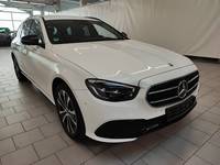 Pogled od napred  desno