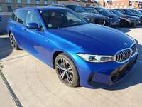 Pogled sprijeda desno