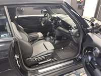 Вид на салон