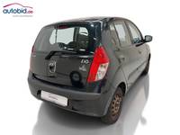 Pogled od pozadi desno