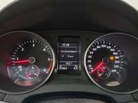 Pogled na kombinovani instrument