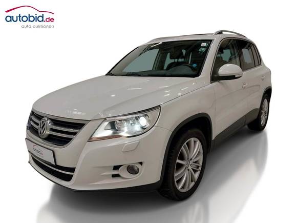 Pogled od napred levo