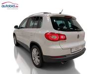 Pogled od pozadi levo