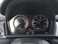 Pogled na kombinovani instrument