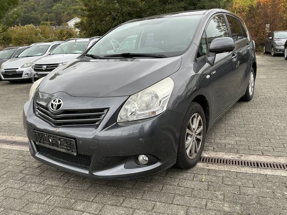 Vaizdas iš priekio kairės