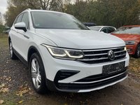 Pogled desno spredaj