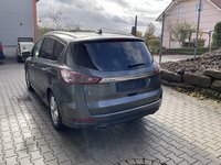 Vaizdas iš galo kairės