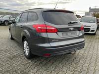 Vaizdas iš galo kairės