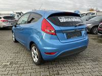 Vaizdas iš galo kairės