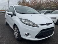 Vaizdas iš priekio dešinės