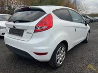 Vaizdas iš galo dešinės